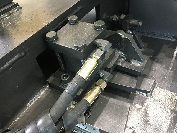 Полностью автоматический ленточнопильный станок GS500