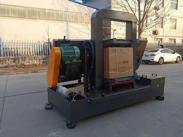 Ленточнопильный станок с двумя колоннами GZ4260