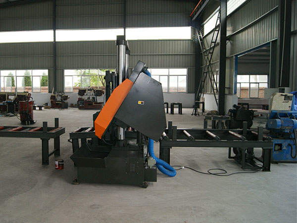 Двухстоечный ленточнопильный станок GZ4270