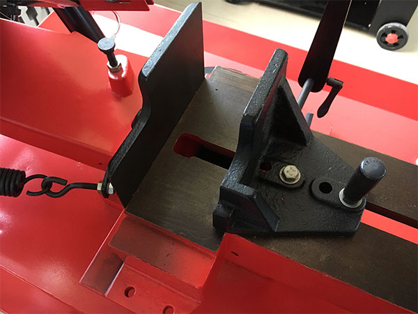 Ручная ленточная пила G5020