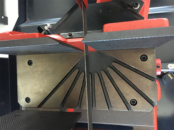 Ручная ленточная пила G5025